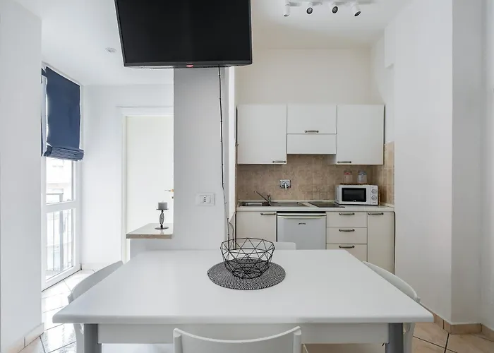 Lame 2 By District * Boloňa